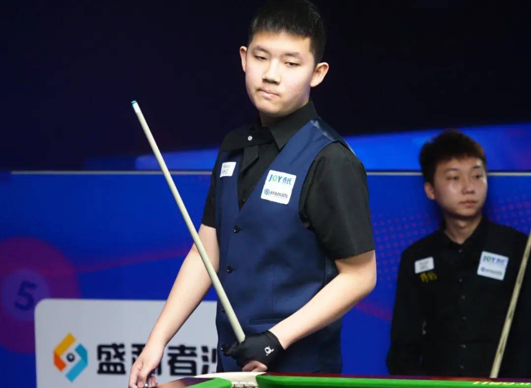 打者通过短 打者通过短